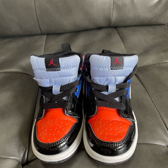 Toddler Jordan 1 multi patent size 8 - Picture 2 of 4